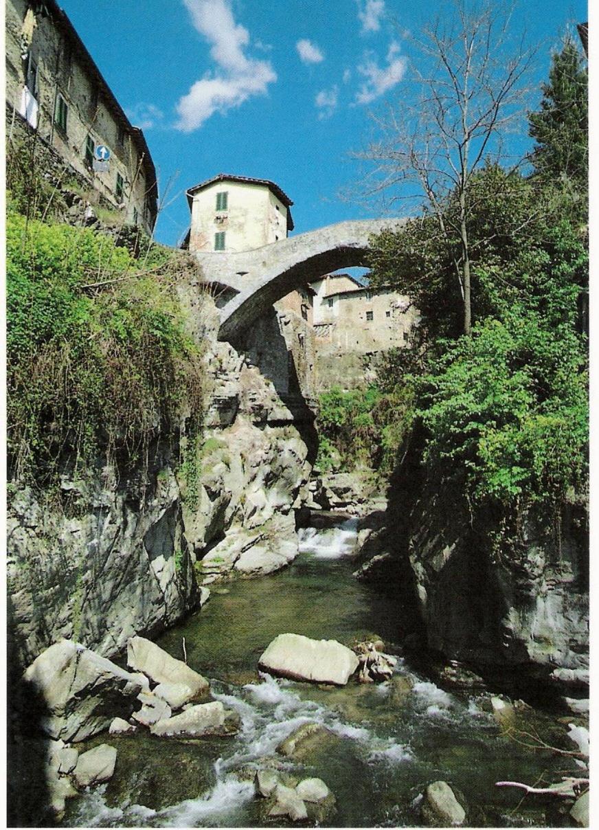 Dimora Casa Eugenia Hotel Loro Ciuffenna Buitenkant foto